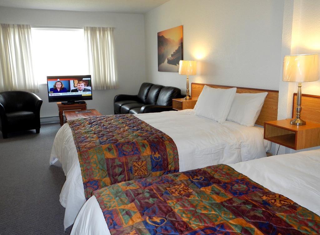 Mayfair Motel Victoria Buitenkant foto