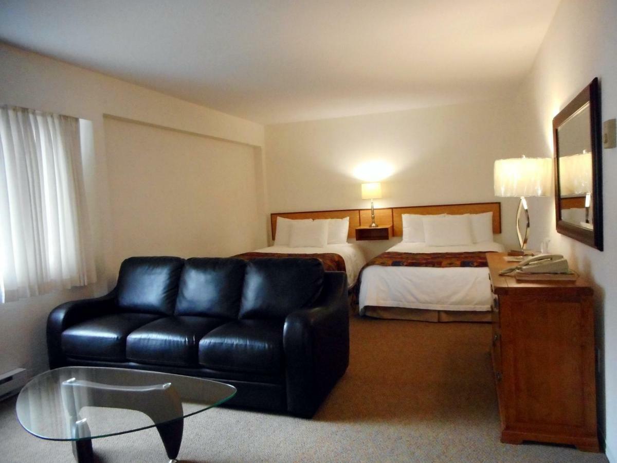 Mayfair Motel Victoria Buitenkant foto